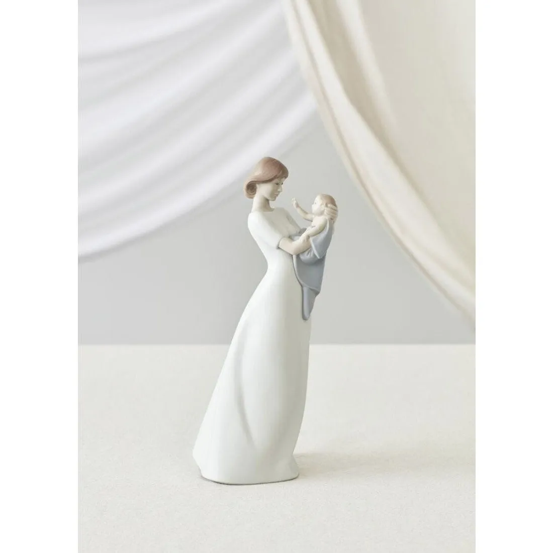 A Mother's Treasure Figurine (Lladro Special Order)