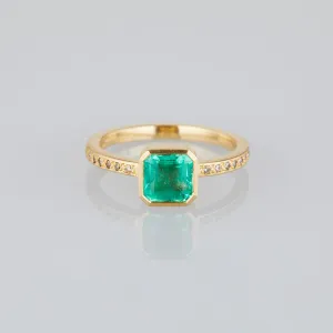 ER24-OOAK | 1.11 Carat One-of-a-Kind Emerald and Diamond Ring