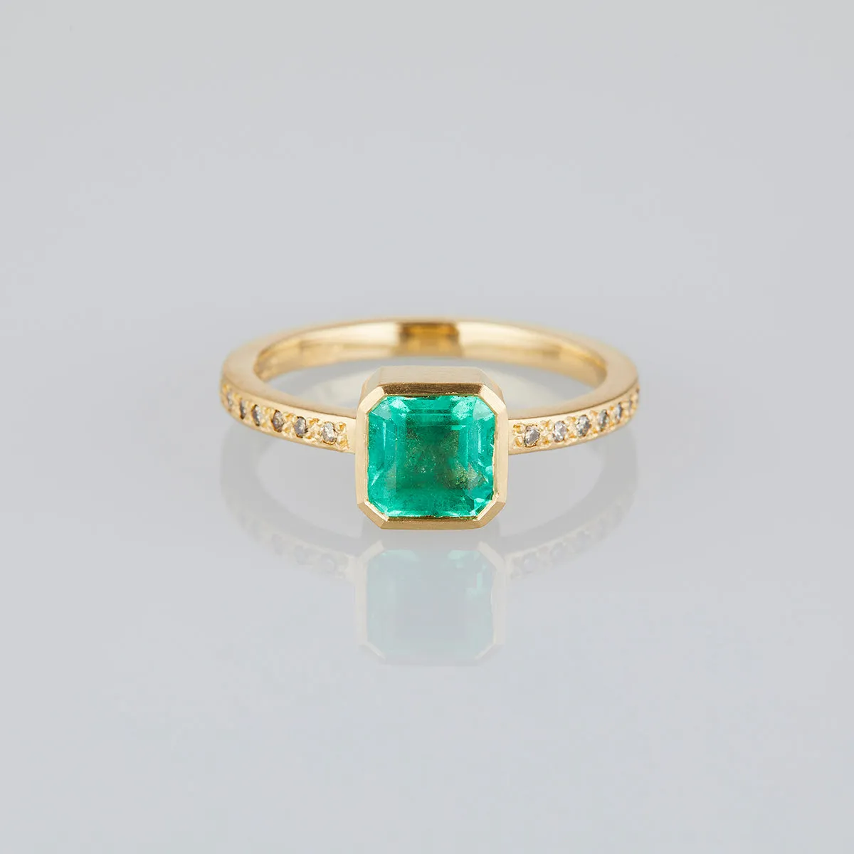 ER24-OOAK | 1.11 Carat One-of-a-Kind Emerald and Diamond Ring