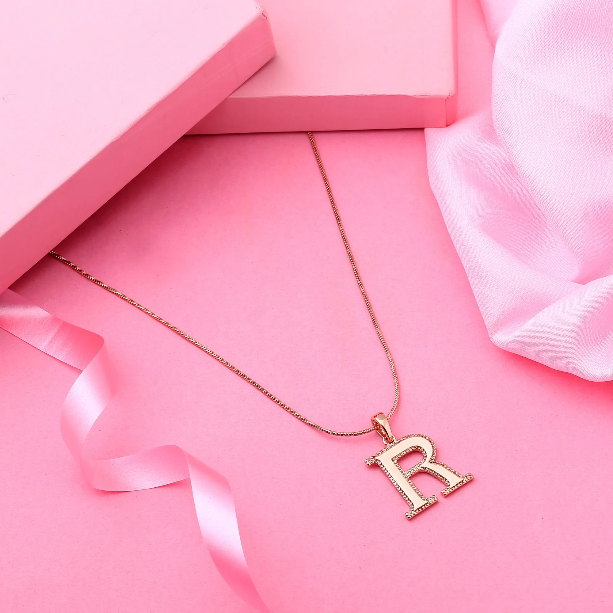 Estele - Charm "R" Rosegold plated Pendant