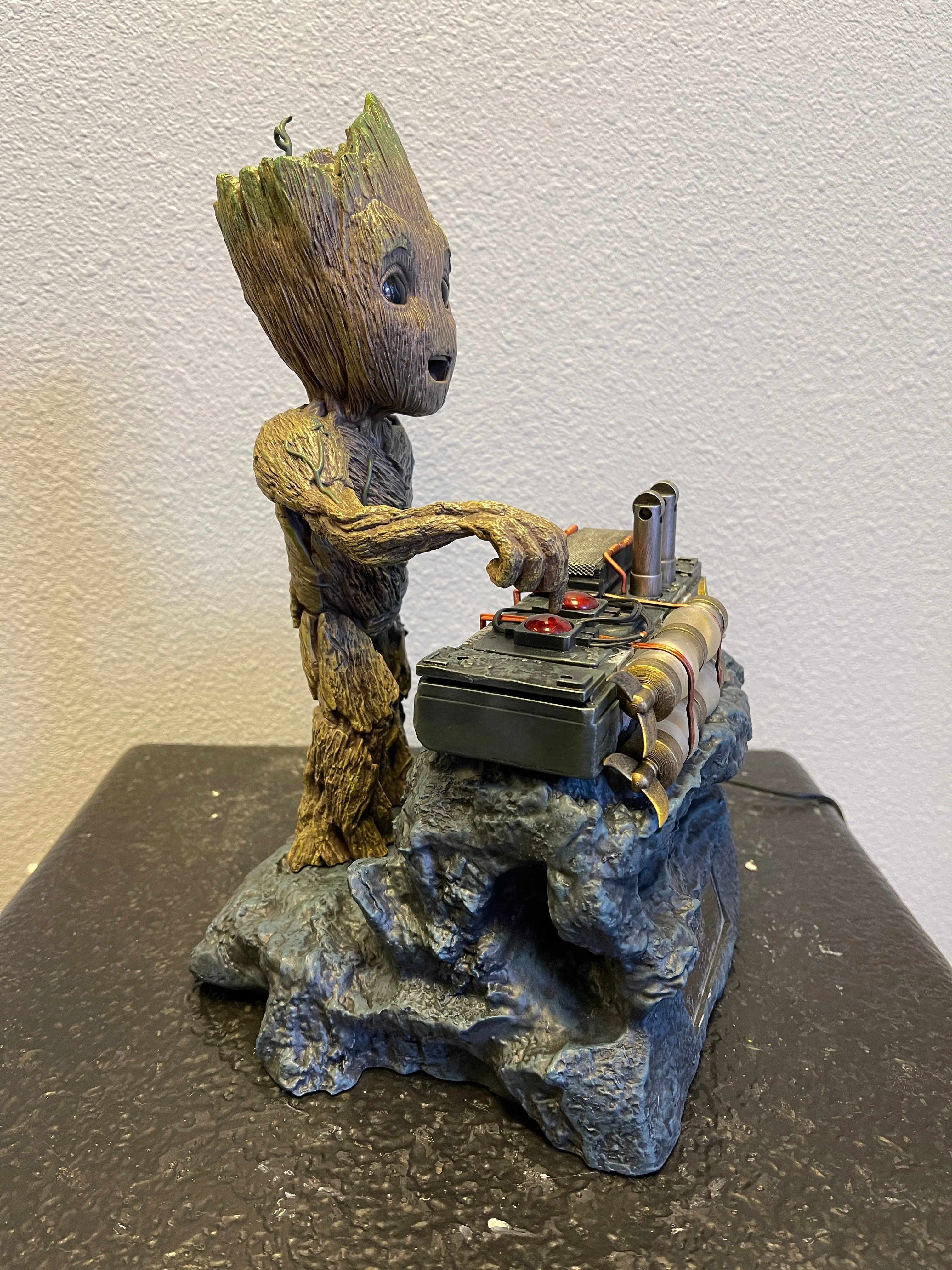 Guardians of the Galaxy Vol. 2 Baby Groot Master Craft Table Top Statue