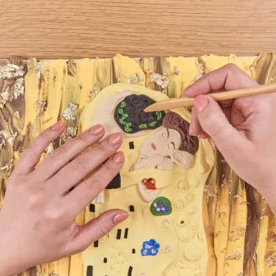 OKTO Sensory Art 3D Clay Painting Kit - The Kiss, Gustav Klimt