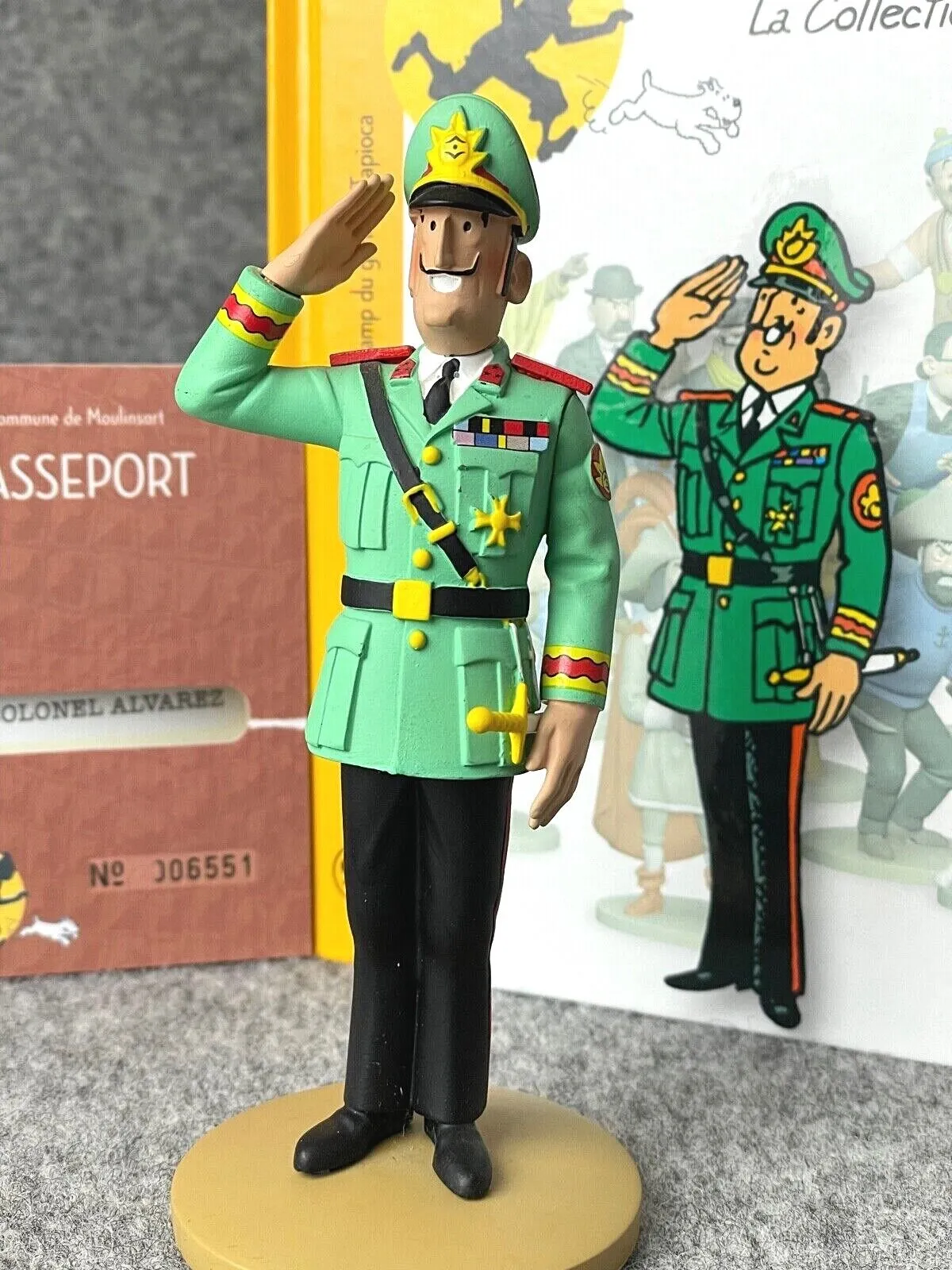 Tintin Figurine Officielle # 92 Colonel Alvarez - Picaros Herge Resin Model Figure